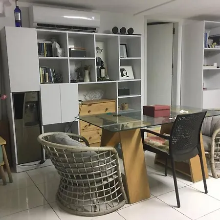 High By The Beach House In Girne * Agios Georgios (Kyrenia)