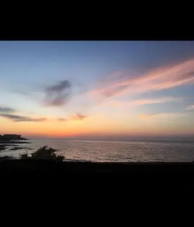 Hébergement de vacances High By The Beach House In Girne *