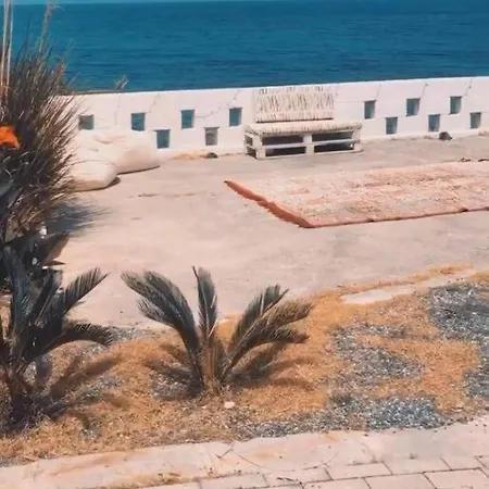 High By The Beach House In Girne Hébergement de vacances Agios Georgios (Kyrenia)