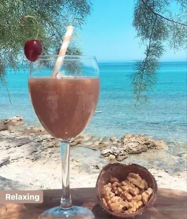 Hébergement de vacances High By The Beach House In Girne